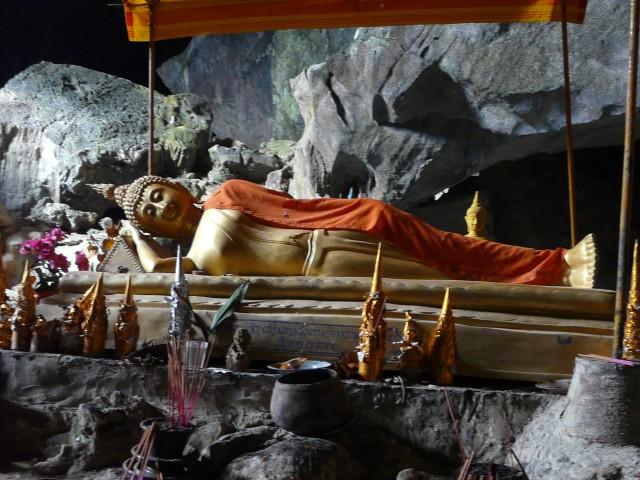Reclining Buddha