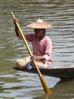 bow paddler.JPG (110 KB)