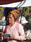 market lady.JPG (116 KB)
